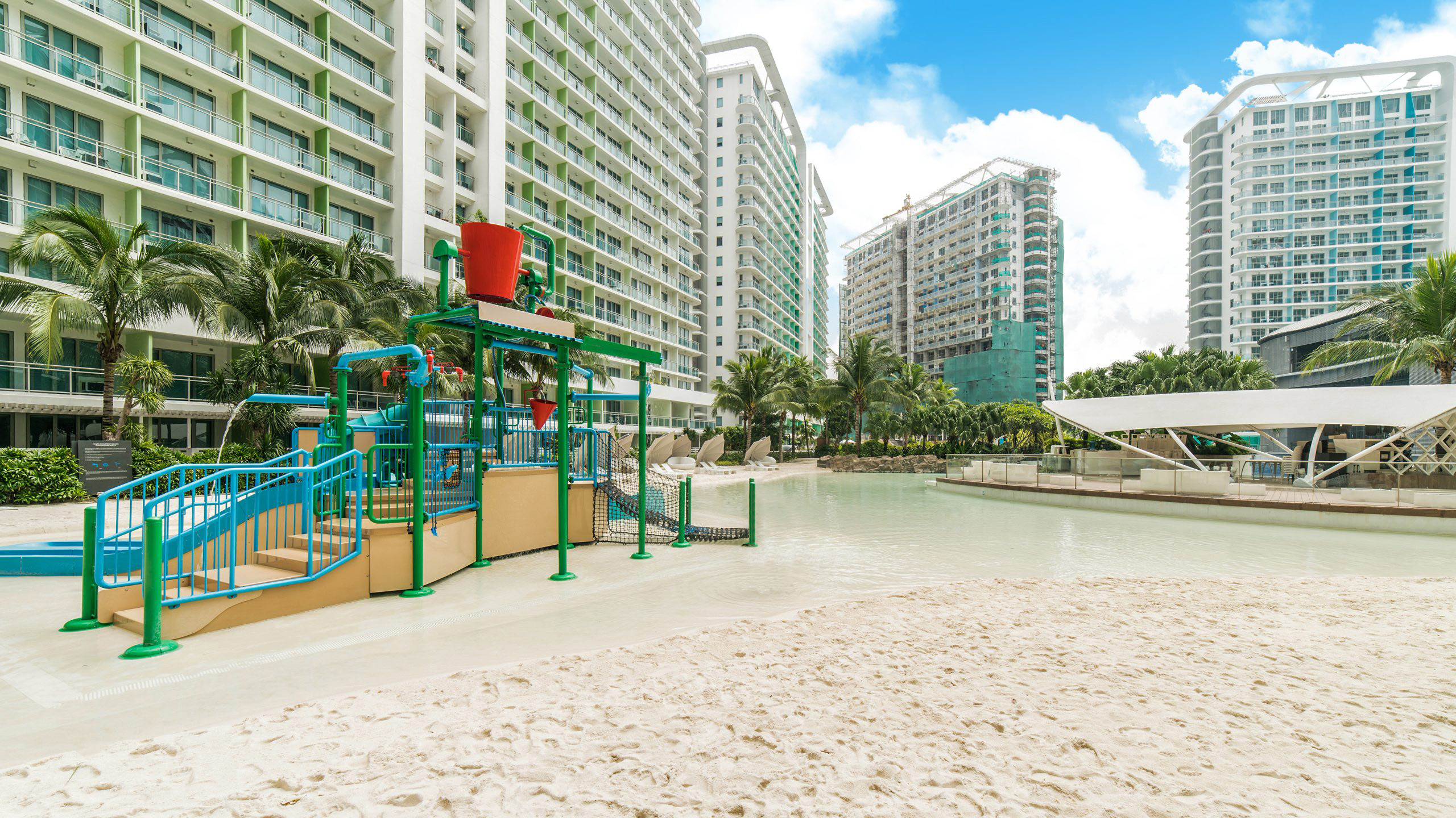 CHILDREN’S BEACH PLAYGROUND